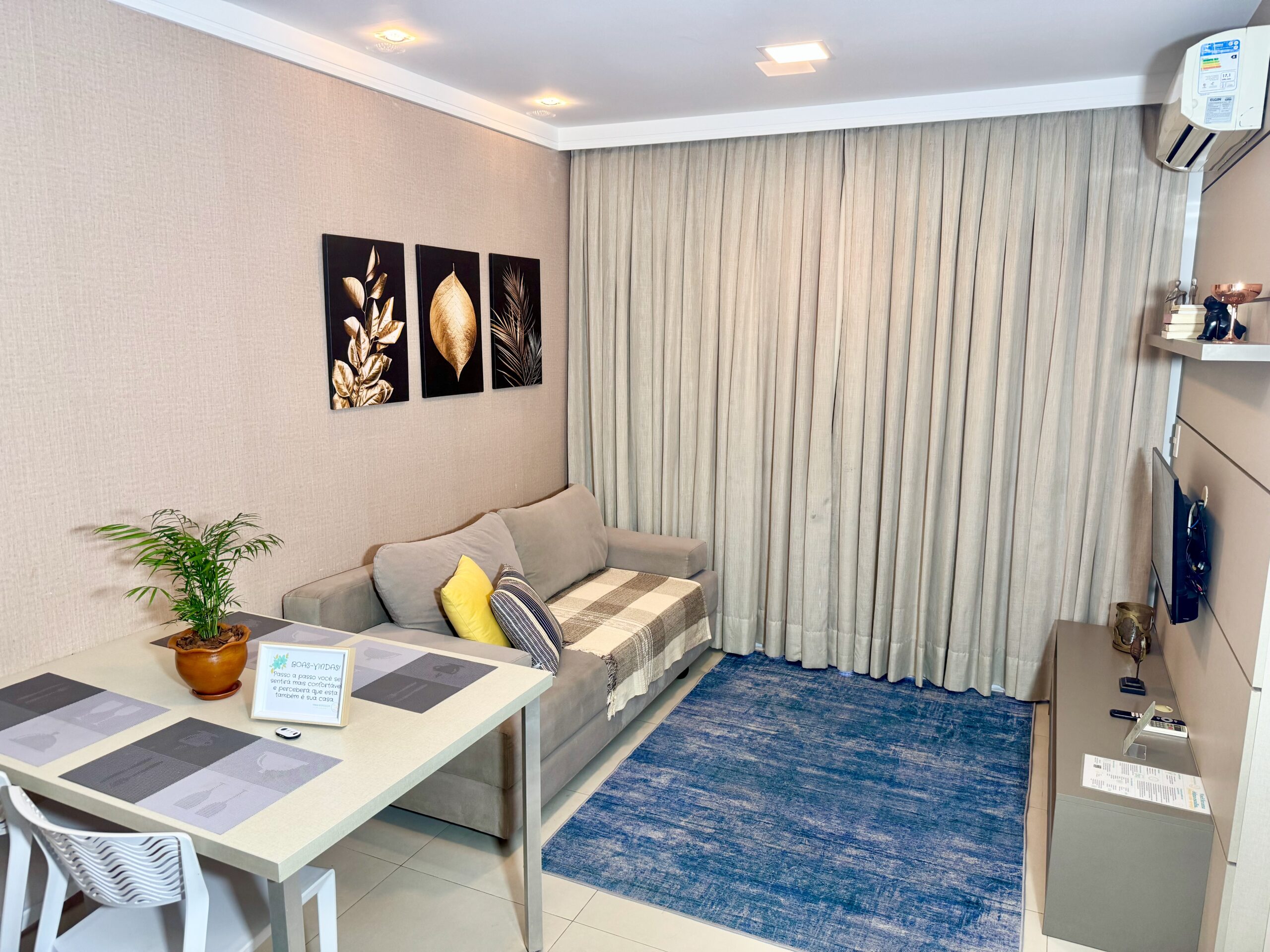Imóvel disponível para locação na Floripa Minha Hospedagem.